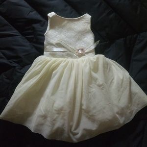 American Girls Dolls Beautiful Dress